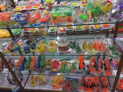 批發(fā)2元百貨包郵 地?cái)們稍晷”緞?chuàng)業(yè)商品百貨 兩元百貨廠家直銷